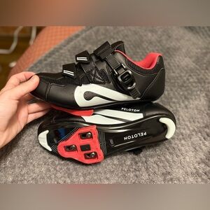Peloton women’s Cycling Shoes with Red and White Details